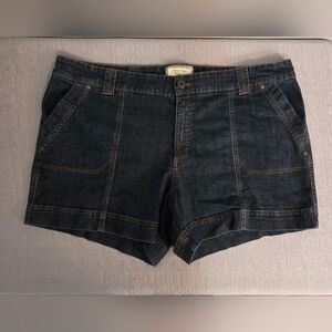 Sonoma Life and Style Woman Dark Wash Jean Shorts Size 22